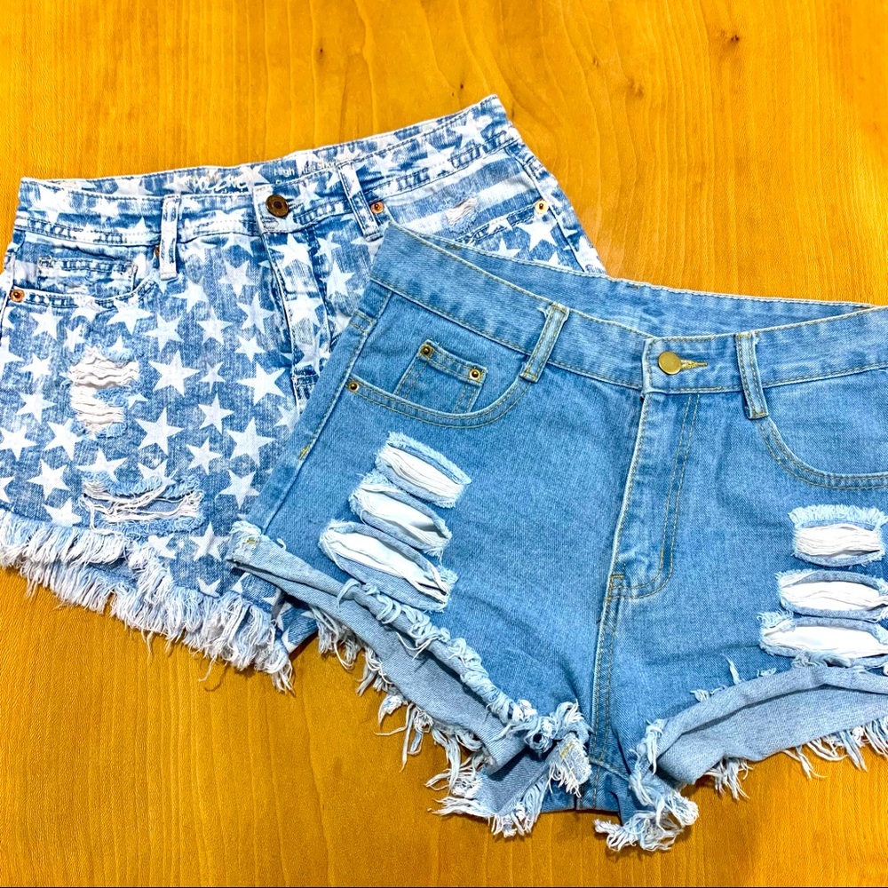 ✨ 2 Pairs Distressed Denim Shorts Bundle - Size 4/27